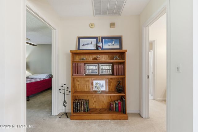 3526 BRIDGEWOOD Drive, Jacksonville, FL 32277