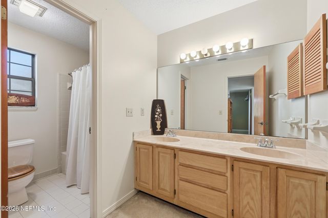 3526 BRIDGEWOOD Drive, Jacksonville, FL 32277