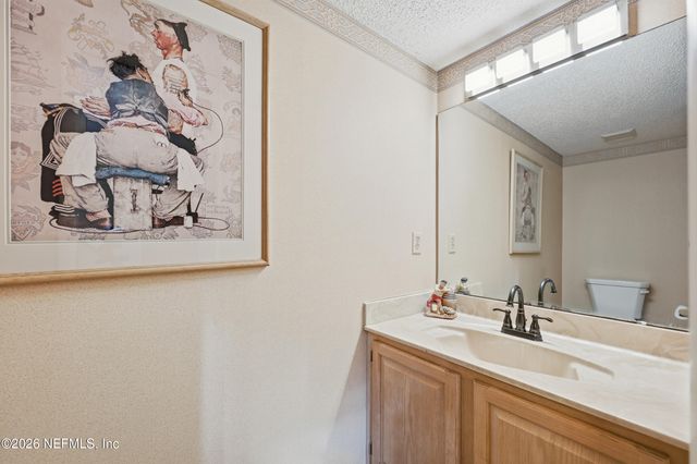 3526 BRIDGEWOOD Drive, Jacksonville, FL 32277