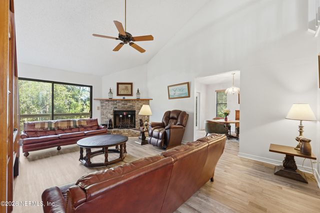 3526 BRIDGEWOOD Drive, Jacksonville, FL 32277