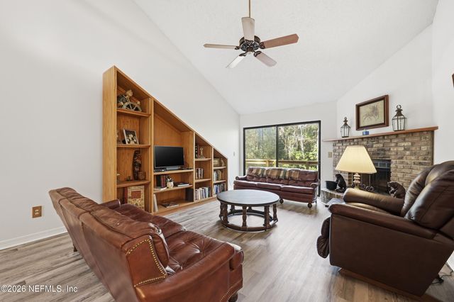 3526 BRIDGEWOOD Drive, Jacksonville, FL 32277