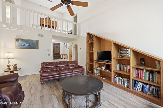 3526 BRIDGEWOOD Drive, Jacksonville, FL 32277