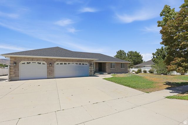 14434 S VANTAGE CIR, Bluffdale, UT 84065