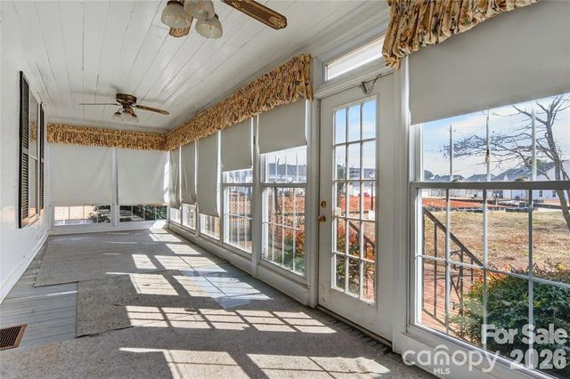 11124 Eastfield Road, Huntersville, NC 28078