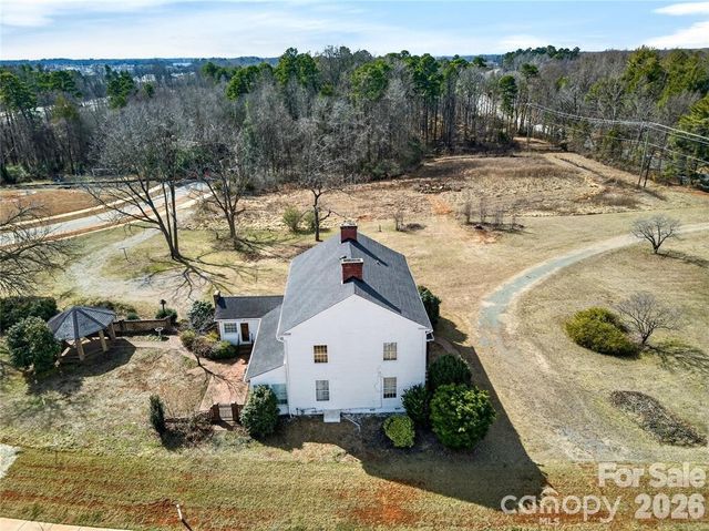 11124 Eastfield Road, Huntersville, NC 28078