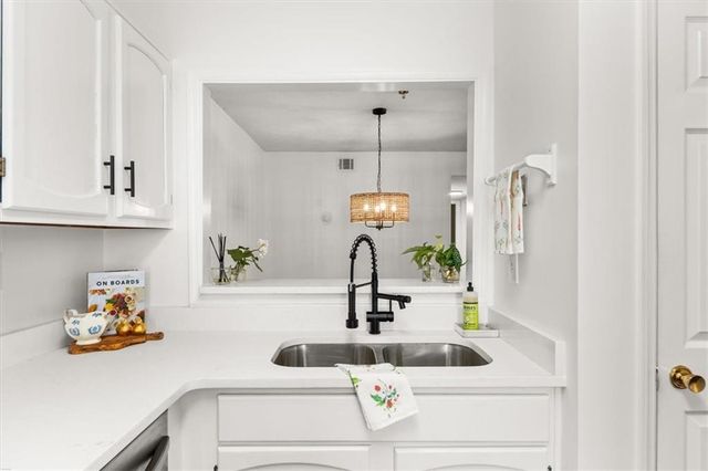 808 Riverview Drive SE, Marietta, GA 30067