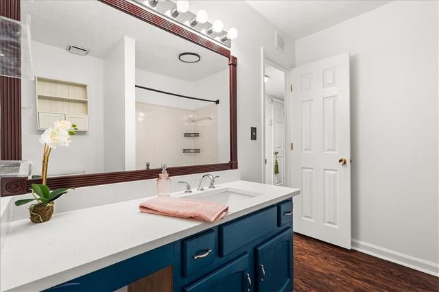 808 Riverview Drive SE, Marietta, GA 30067