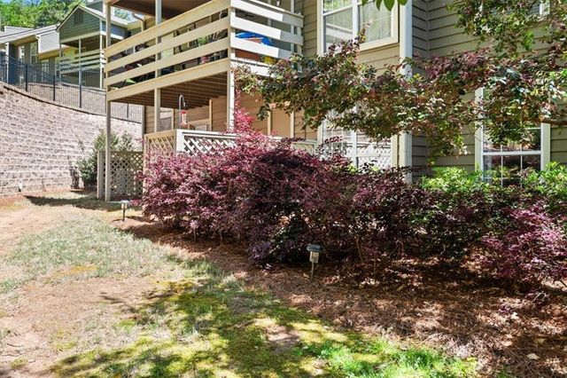 808 Riverview Drive SE, Marietta, GA 30067