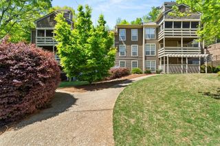 808 Riverview Drive SE, Marietta, GA 30067