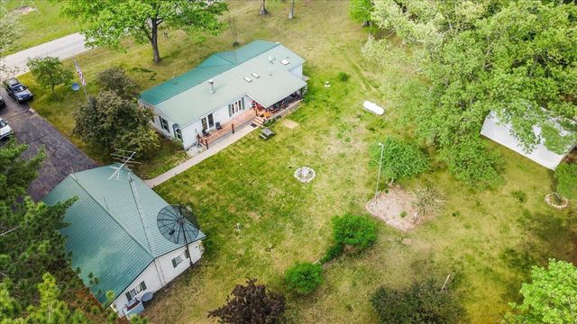 5614 E 68th Street, Croton, MI 49337