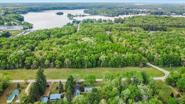 5614 E 68th Street, Croton, MI 49337