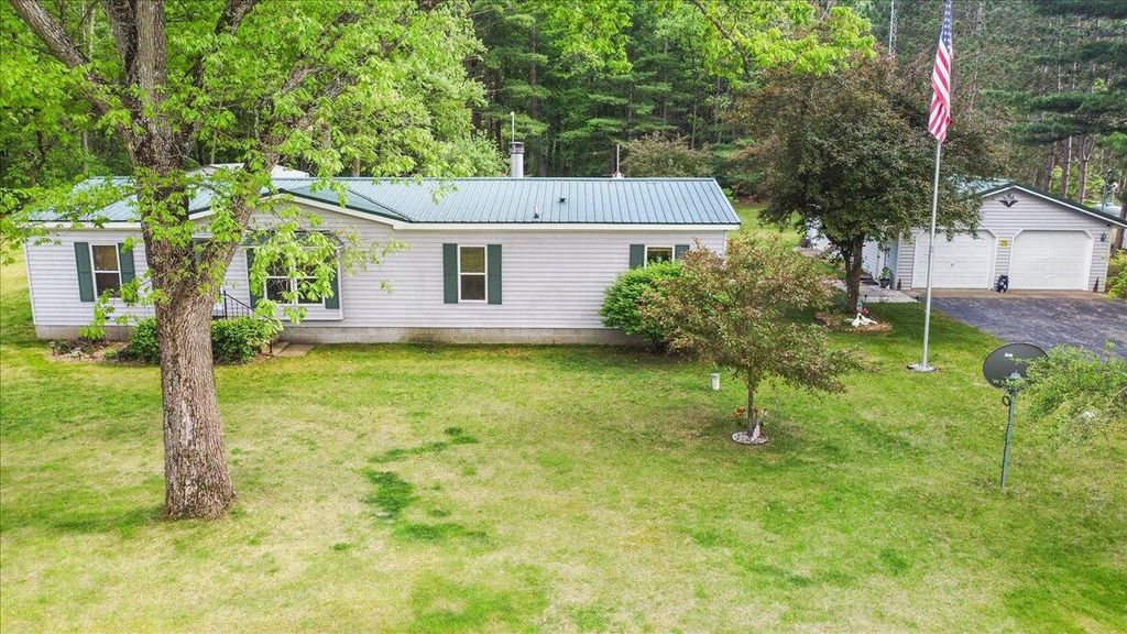 5614 E 68th Street, Croton, MI 49337