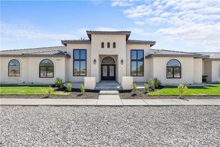 20721 Standing Rock Avenue, Apple Valley, CA 92307