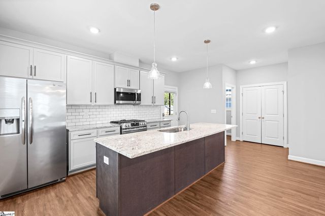 30 Arrington Avenue, Greenville, SC 29617
