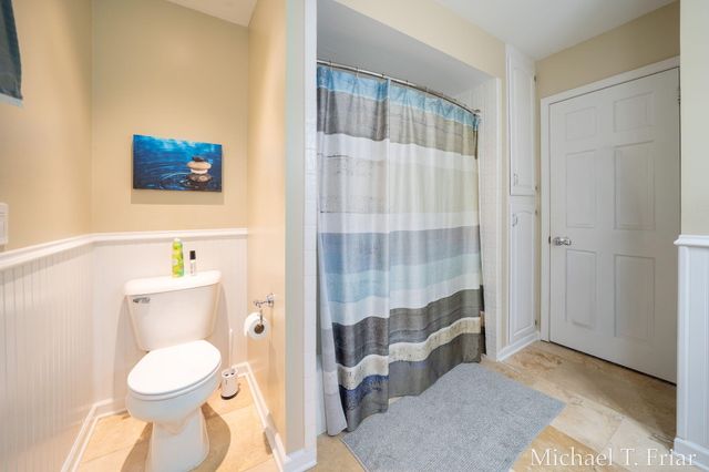7421 Treeline Drive Se, Cascade Twp, MI 49546
