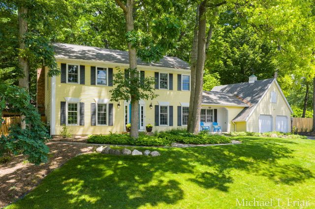7421 Treeline Drive Se, Cascade Twp, MI 49546