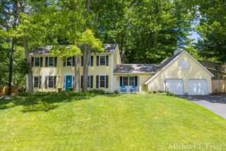 7421 Treeline Drive Se, Cascade Twp, MI 49546