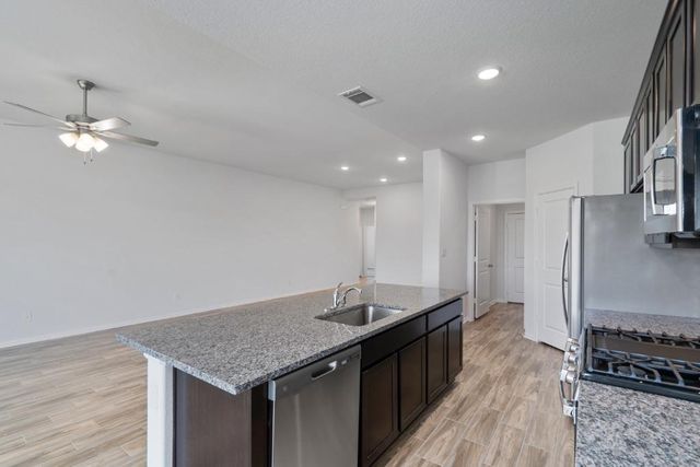 825 Blue Oak BLVD, San Marcos, TX 78666