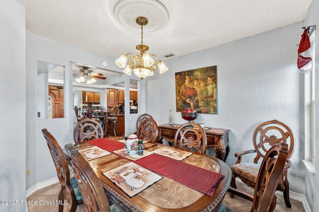 658 Binney Street NE, Palm Bay, FL 32907