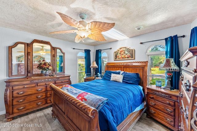 658 Binney Street NE, Palm Bay, FL 32907