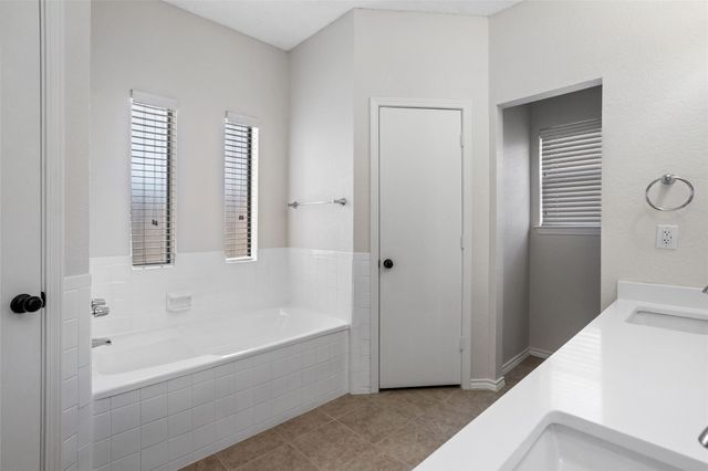 4313 Flamingo Way, Mesquite, TX 75150