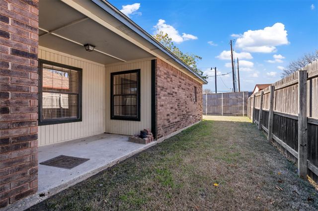 4313 Flamingo Way, Mesquite, TX 75150
