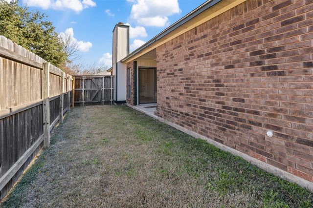 4313 Flamingo Way, Mesquite, TX 75150
