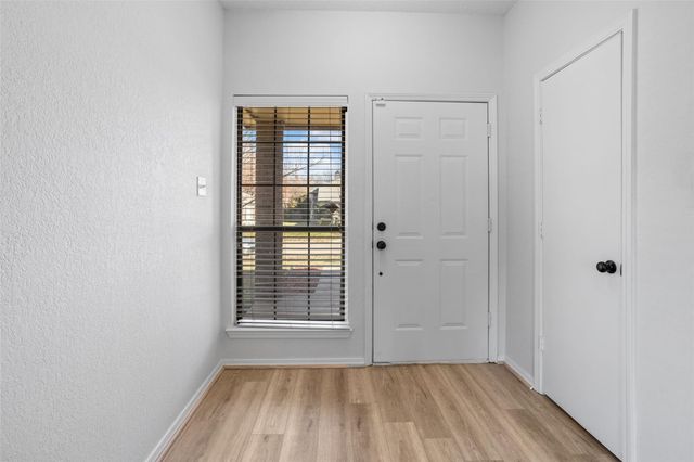 4313 Flamingo Way, Mesquite, TX 75150