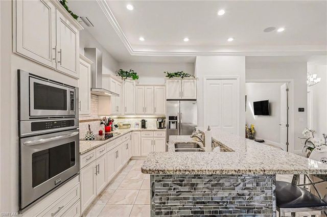 4621 SW 17th PL, Cape Coral, FL 33914