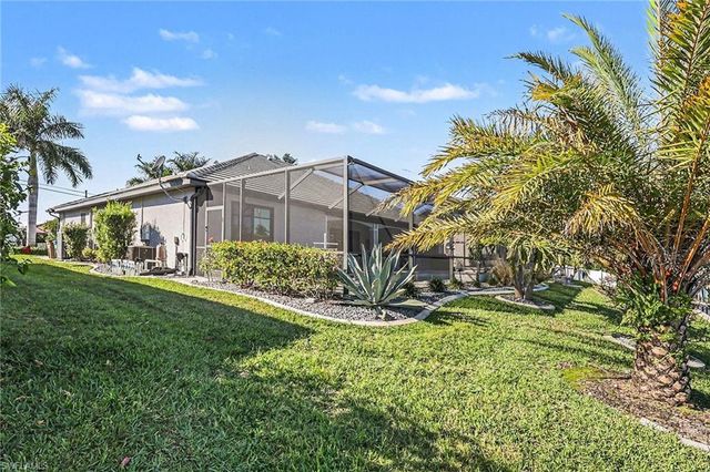 4621 SW 17th PL, Cape Coral, FL 33914