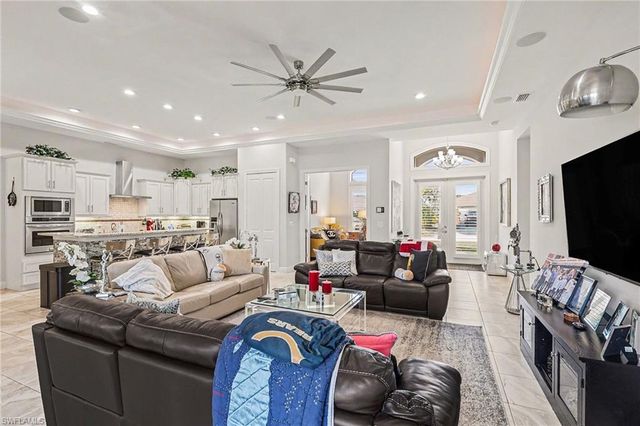 4621 SW 17th PL, Cape Coral, FL 33914