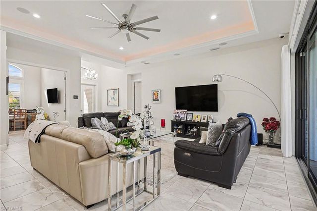 4621 SW 17th PL, Cape Coral, FL 33914