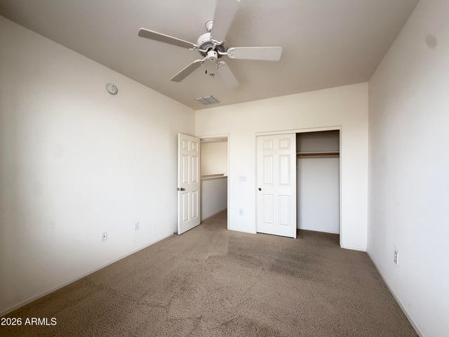 42424 N GAVILAN PEAK Parkway 32102, Anthem, AZ 85086