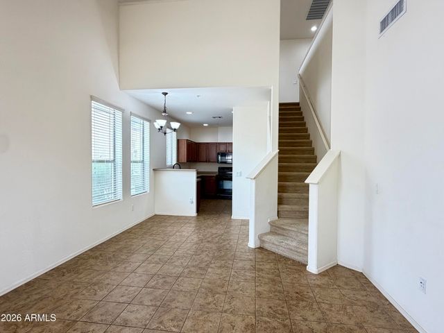 42424 N GAVILAN PEAK Parkway 32102, Anthem, AZ 85086