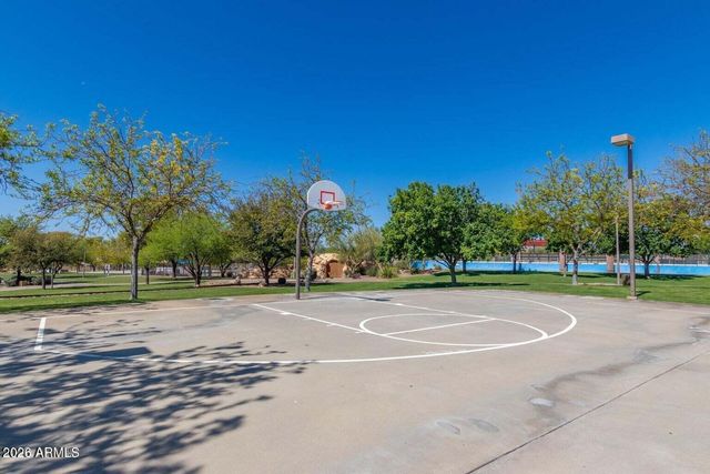 42424 N GAVILAN PEAK Parkway 32102, Anthem, AZ 85086