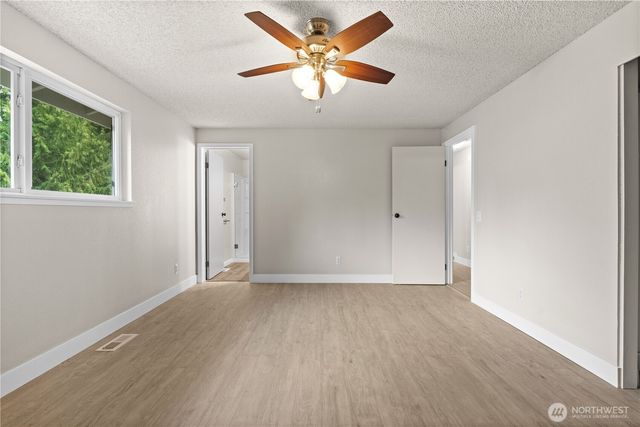 1524 SW 308th Place, Federal Way, WA 98023