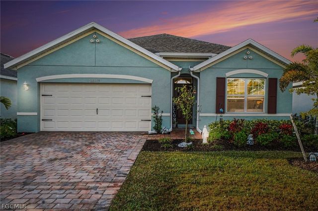 20245 Camino Torcido LOOP, North Fort Myers, FL 33917