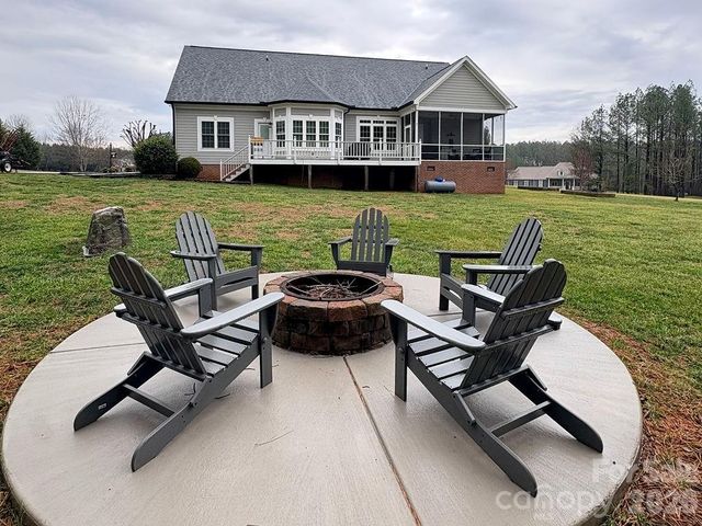 3020 N Ridge Court 37, Lincolnton, NC 28092