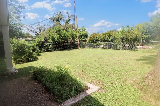 11705 Cherokee ST A, Austin, TX 78753
