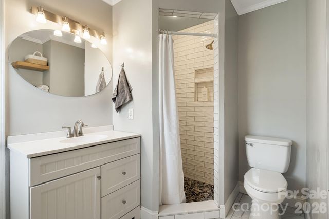 17 Amber Drive, Horse Shoe, NC 28742