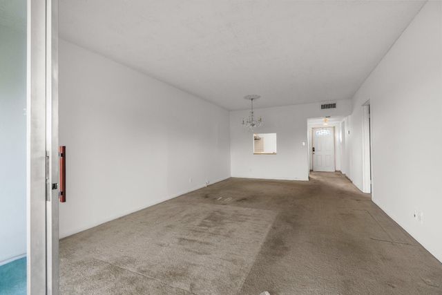 1010 Country Club Drive 306, Margate, FL 33063