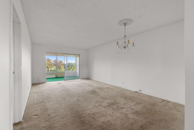 1010 Country Club Drive 306, Margate, FL 33063