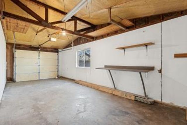 317 Midway Drive, Valparaiso, IN 46385