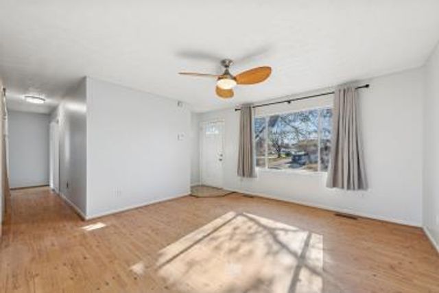 317 Midway Drive, Valparaiso, IN 46385