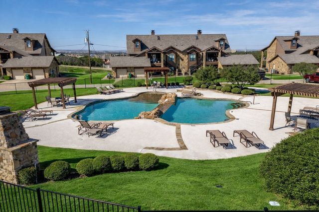 1102 Eagle Point Circle, Possum Kingdom Lake, TX 76449