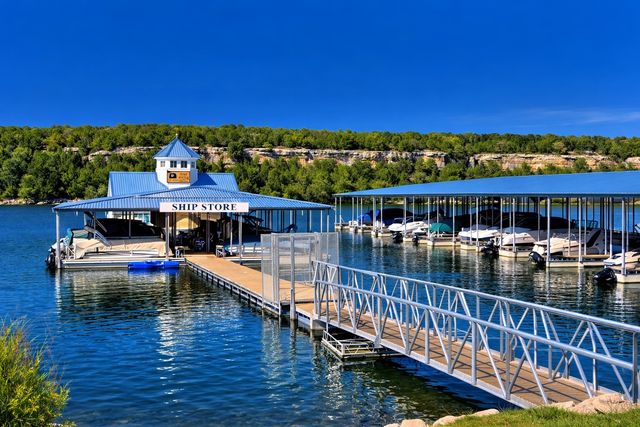 1102 Eagle Point Circle, Possum Kingdom Lake, TX 76449