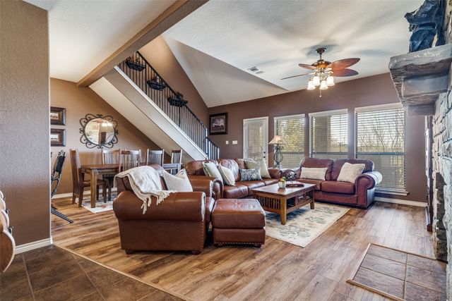 1102 Eagle Point Circle, Possum Kingdom Lake, TX 76449