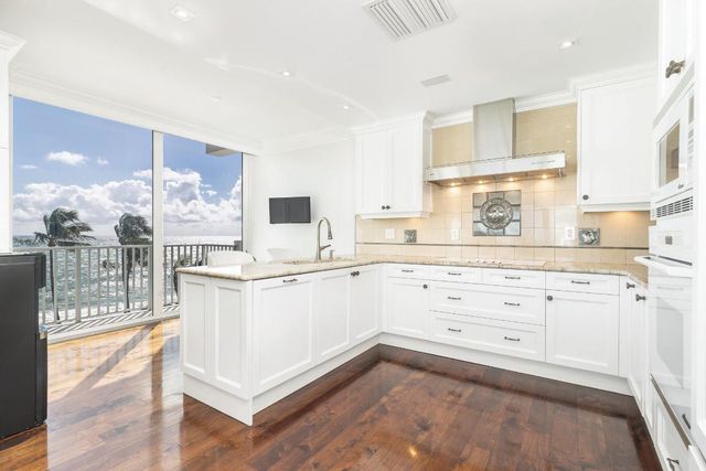 330 S Ocean Boulevard 5-D, Palm Beach, FL 33480