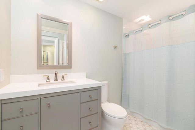 330 S Ocean Boulevard 5-D, Palm Beach, FL 33480