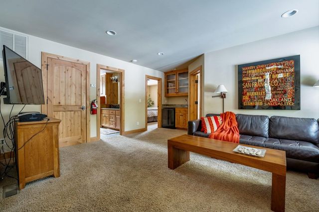 7282 9th Avenue, Tahoma, CA 96142